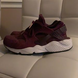 Womens nike hurraches